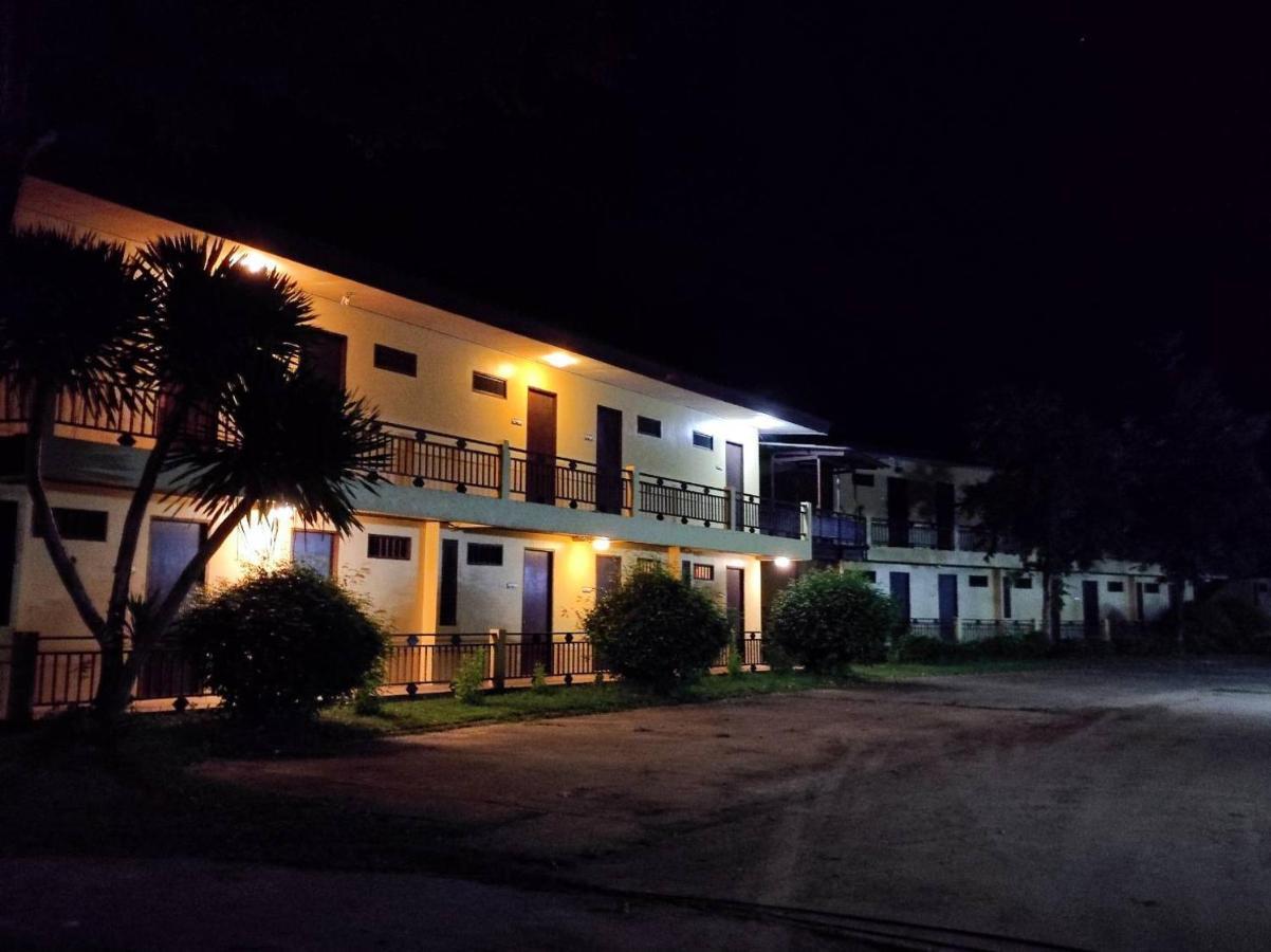 Nakakiri Resort&Spa Hin Dat Bagian luar foto