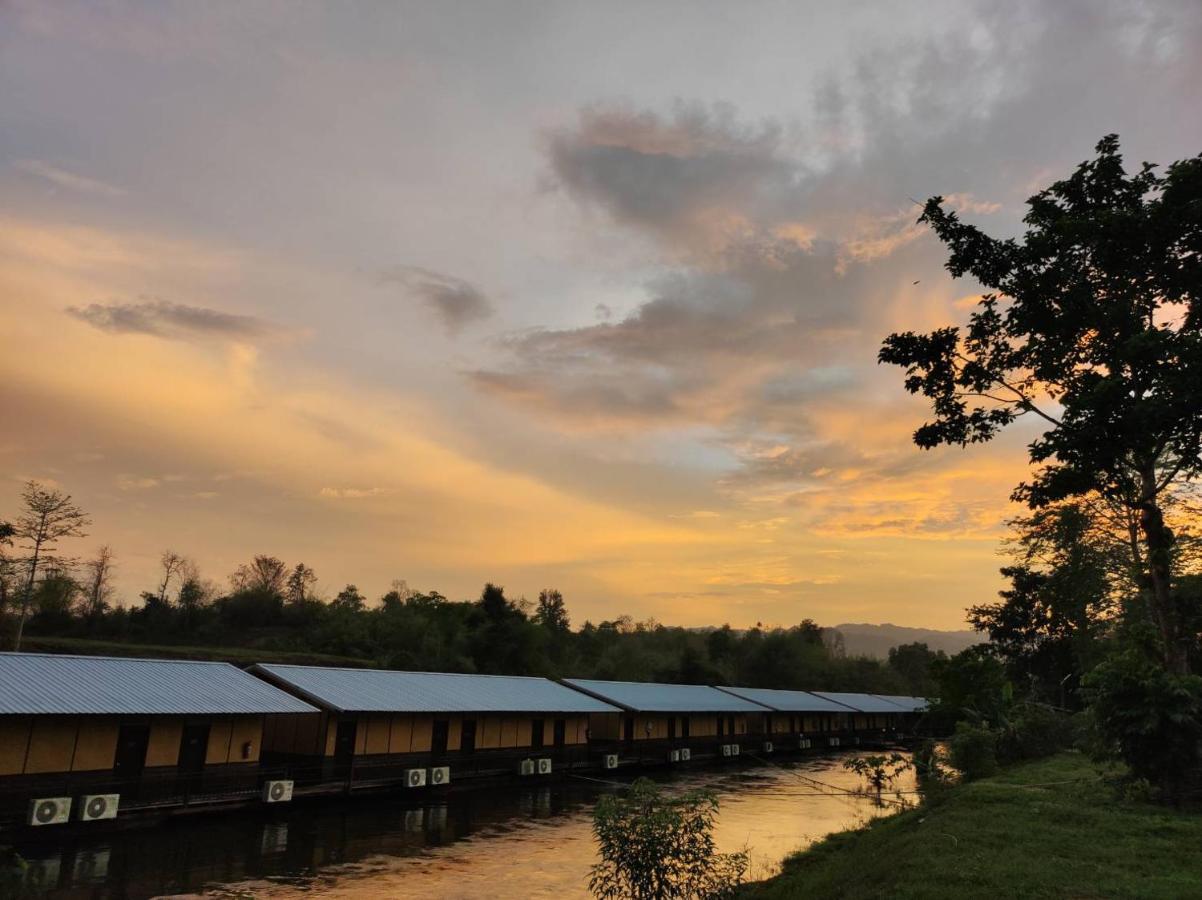 Nakakiri Resort&Spa Hin Dat Bagian luar foto