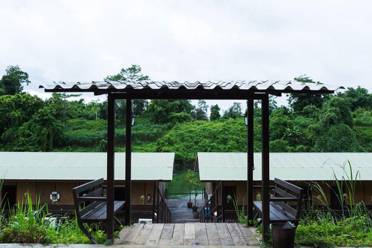 Nakakiri Resort&Spa Hin Dat Bagian luar foto