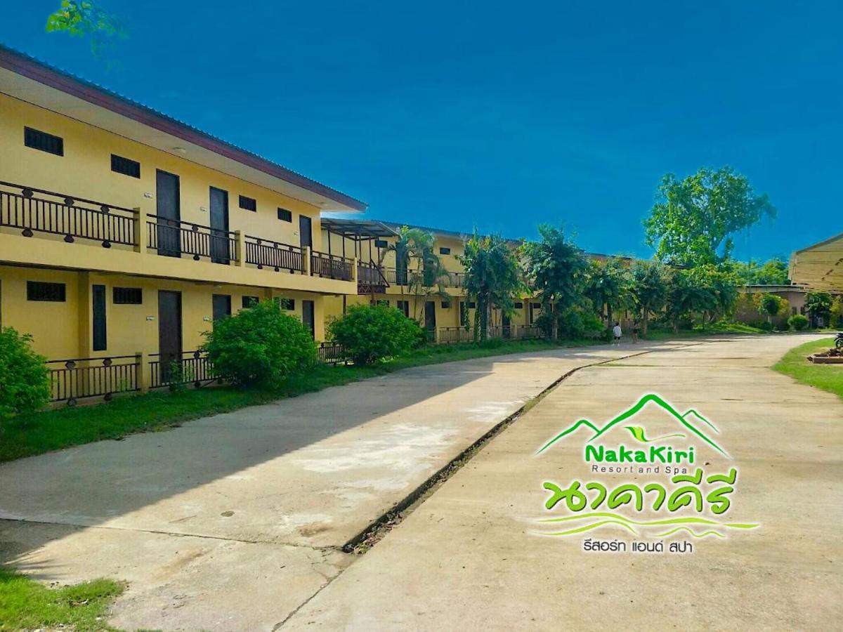 Nakakiri Resort&Spa Hin Dat Bagian luar foto